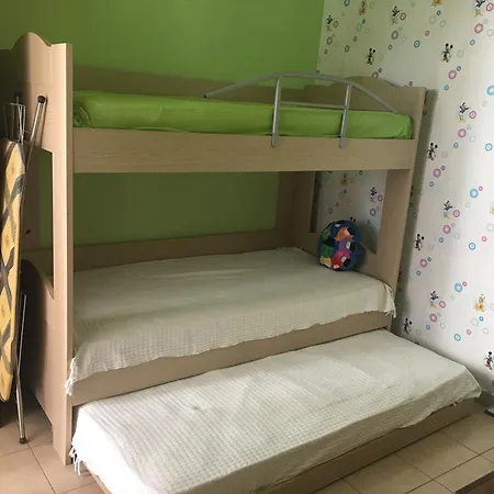 Apartment νέα σκιώνη, χαλκιδικής *